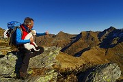 28 In cresta dal Passo a Cima di Lemma...vista in Cima Cadelle